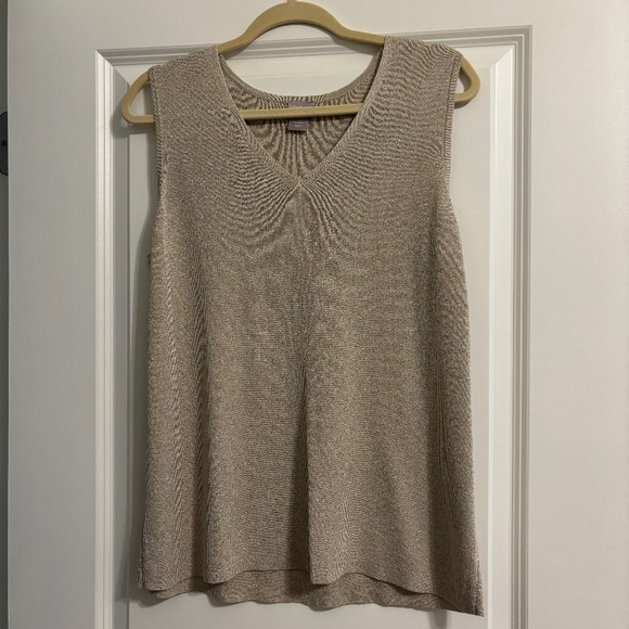 NWT Chicos Metallic Top - Picture 1 of 3